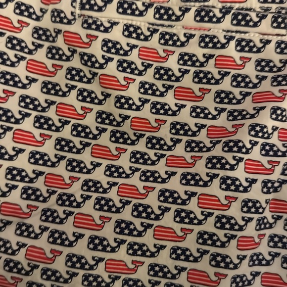 NWT Vineyard Vines whale print shorts - Picture 6 of 7